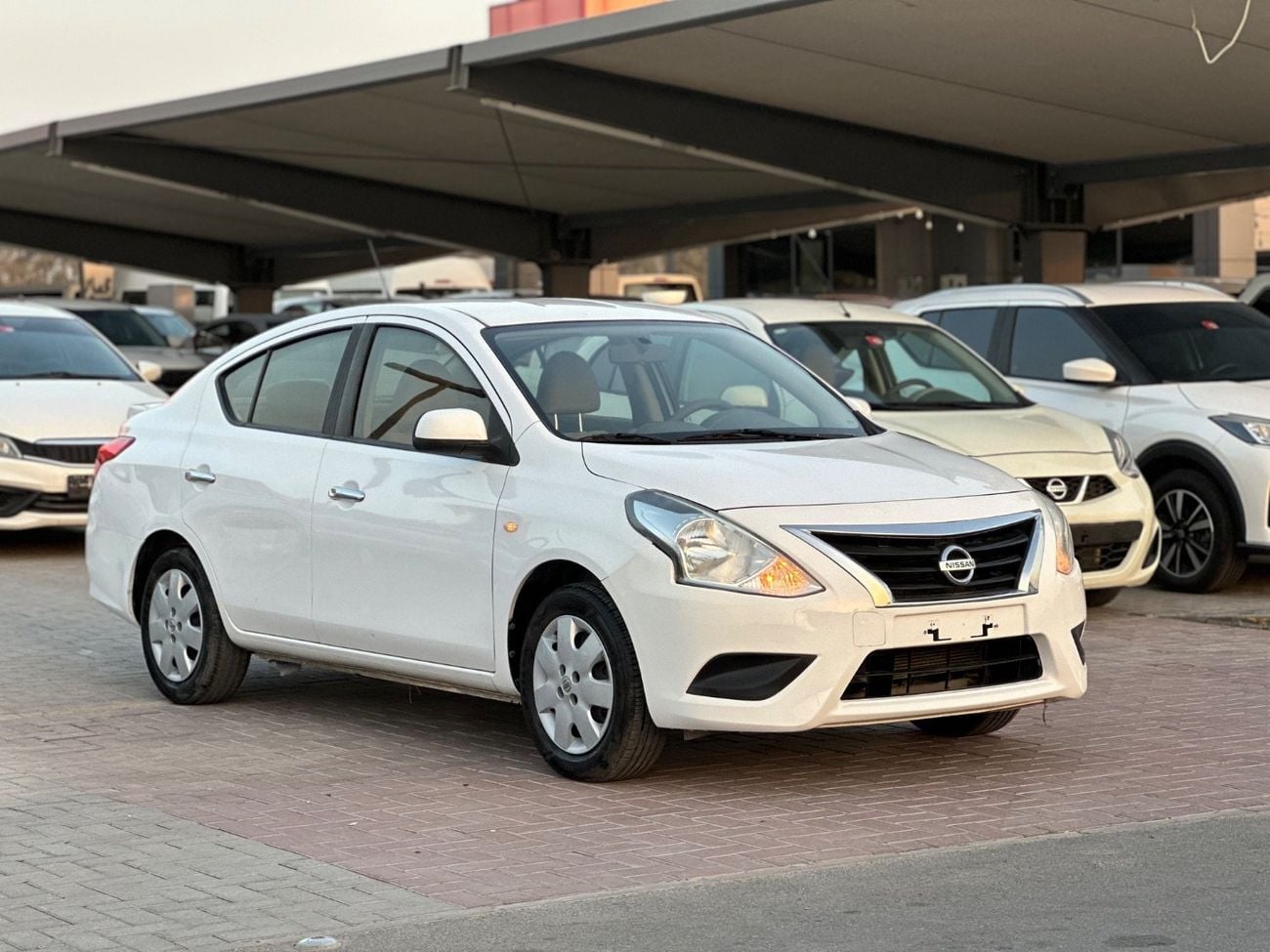 Nissan Sunny SV