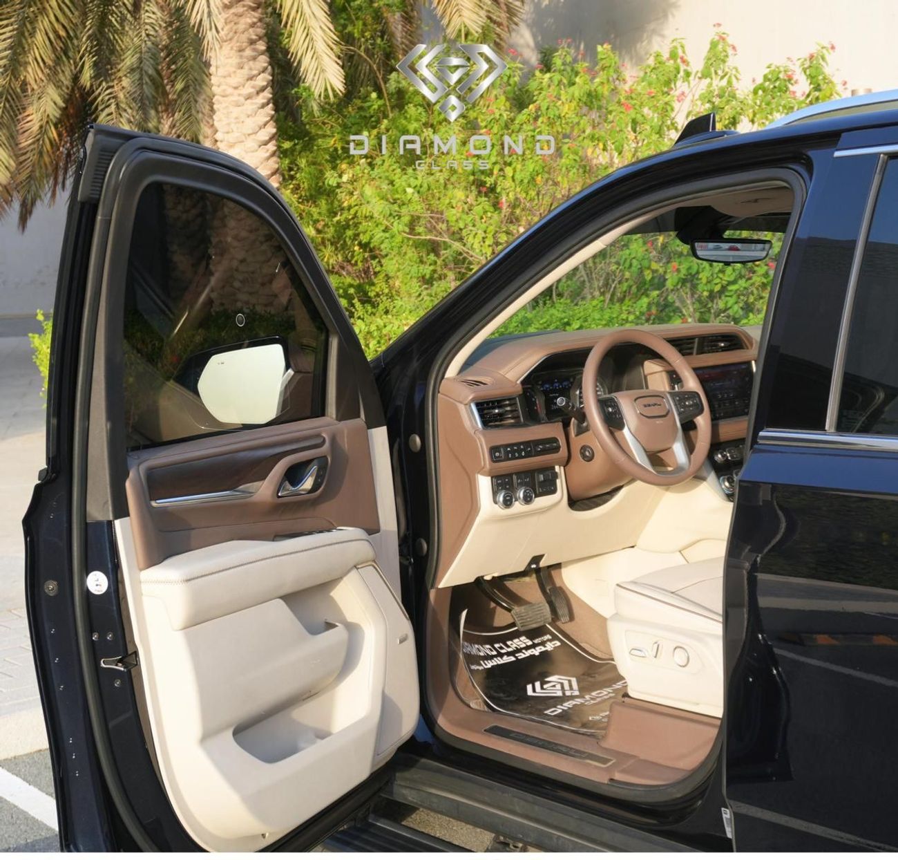 GMC Yukon Denali 6.2L (8 Seater)