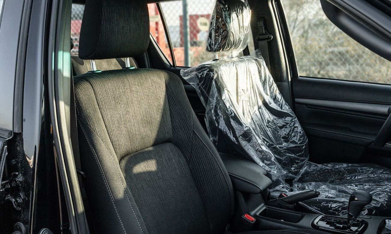 تويوتا هيلوكس 2026 Toyota Hilux Adventure 4.0L AT Petrol (Black-Black)