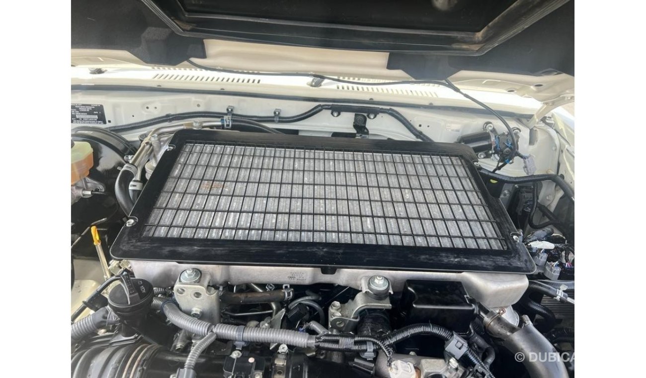 تويوتا لاند كروزر بيك آب Toyota Landcruiser pick up RHD diesel engine model 2017 car very clean and good condition