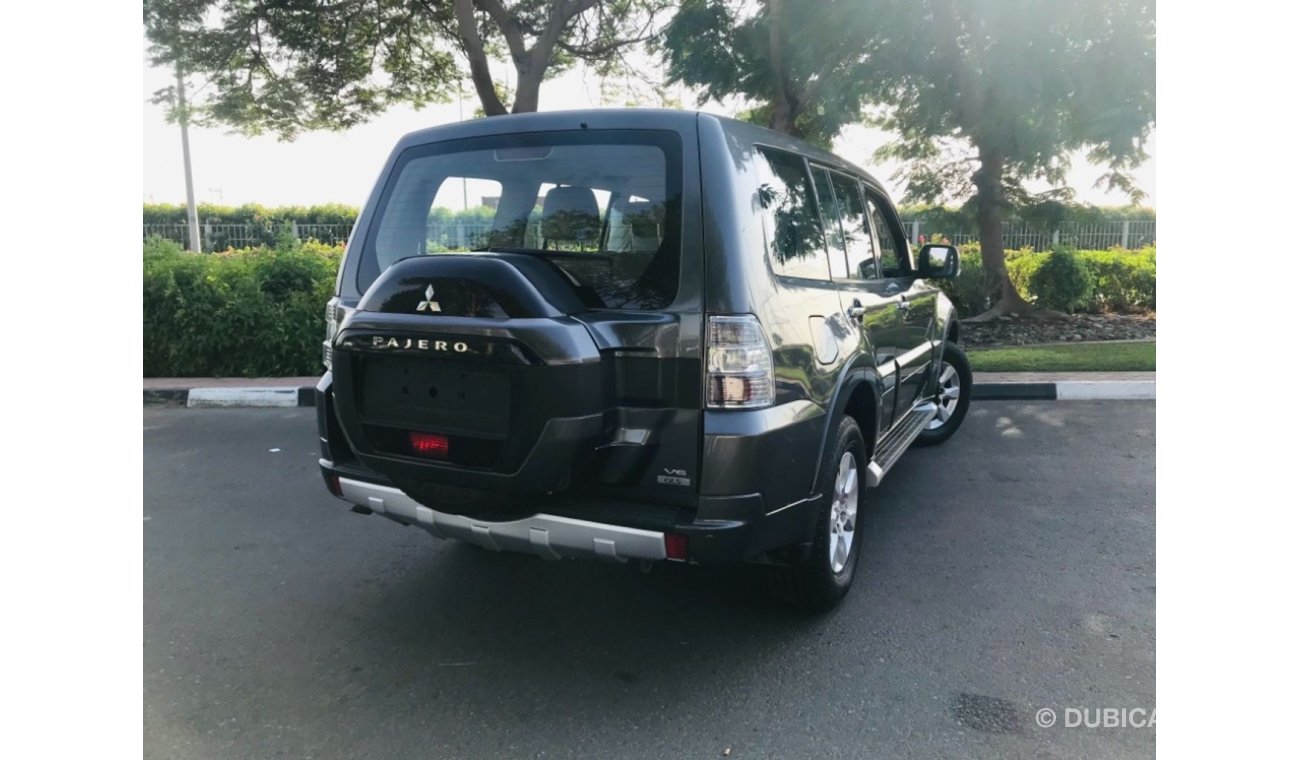 Mitsubishi Pajero MITSUBISHI PAJERO {3.5L}///// 2016 ///// GCC ///// WARRANTY//// ORIGINAL PAINT/////LOW MILEAGE!! ///