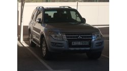 Mitsubishi Pajero V6 3.6L Mid-Option GLS