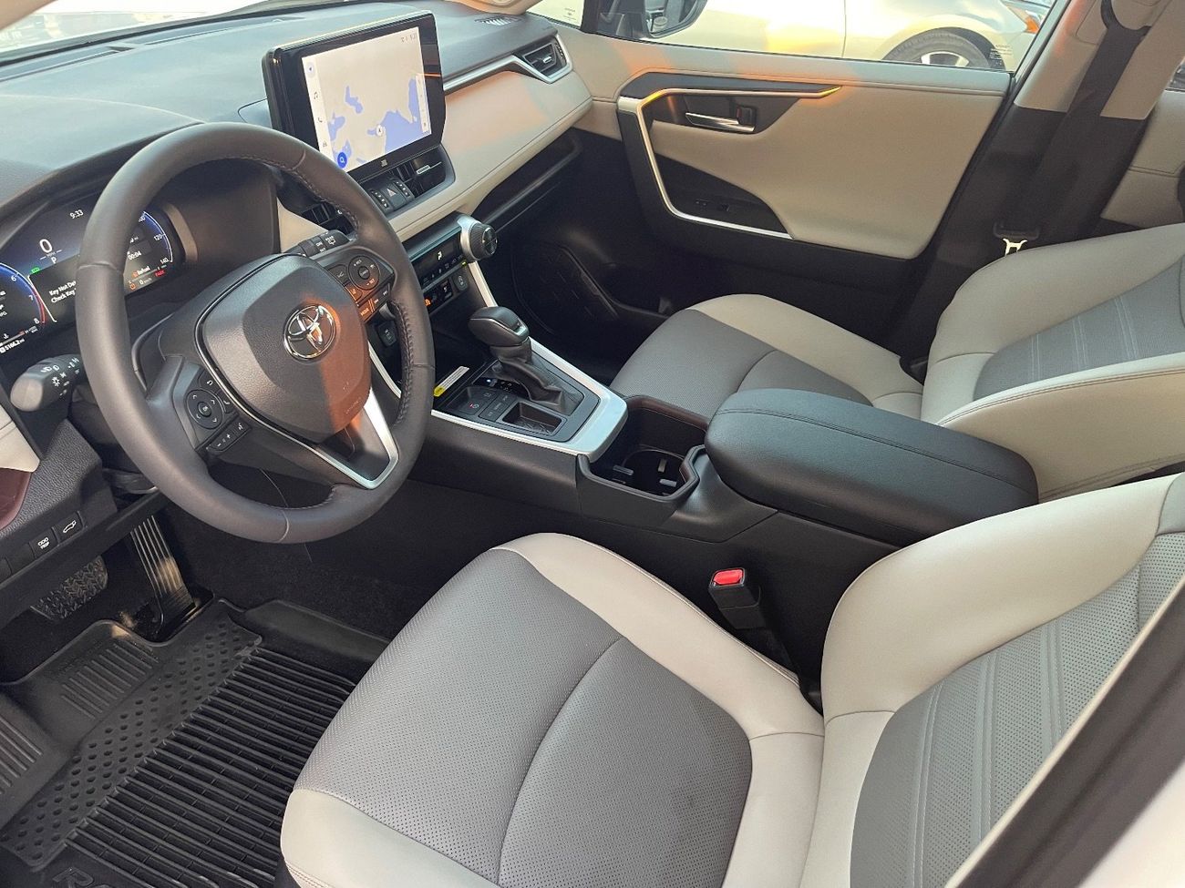 Toyota RAV4 Limited Full Option