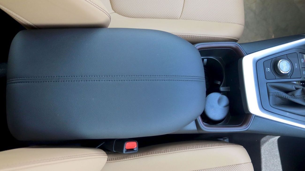 Toyota RAV4 Full Option | Seat Memory | Wireless Charger | Panoramic Sunroof | GCC Specification |  HEV