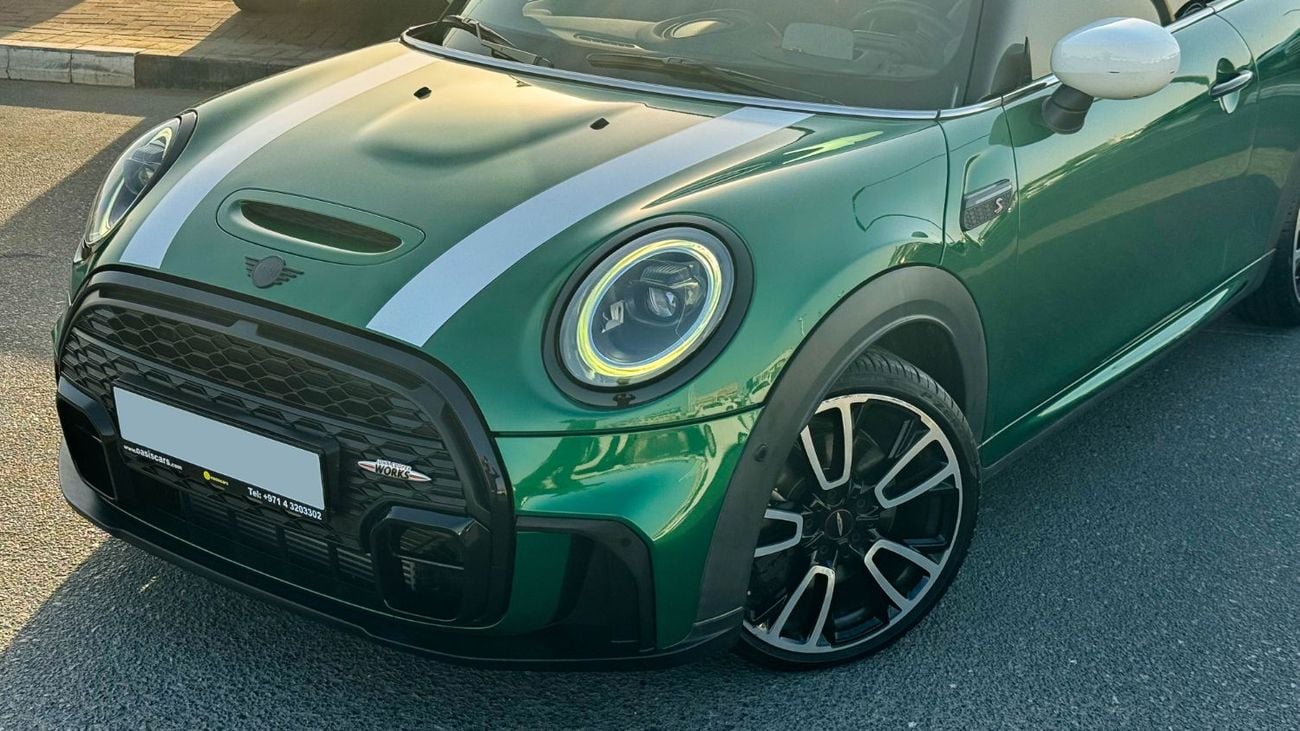 ميني كوبر إس JCW Kit 2022 Full Service History GCC Low Mileage 2.0L Turbo 4 Cylinders