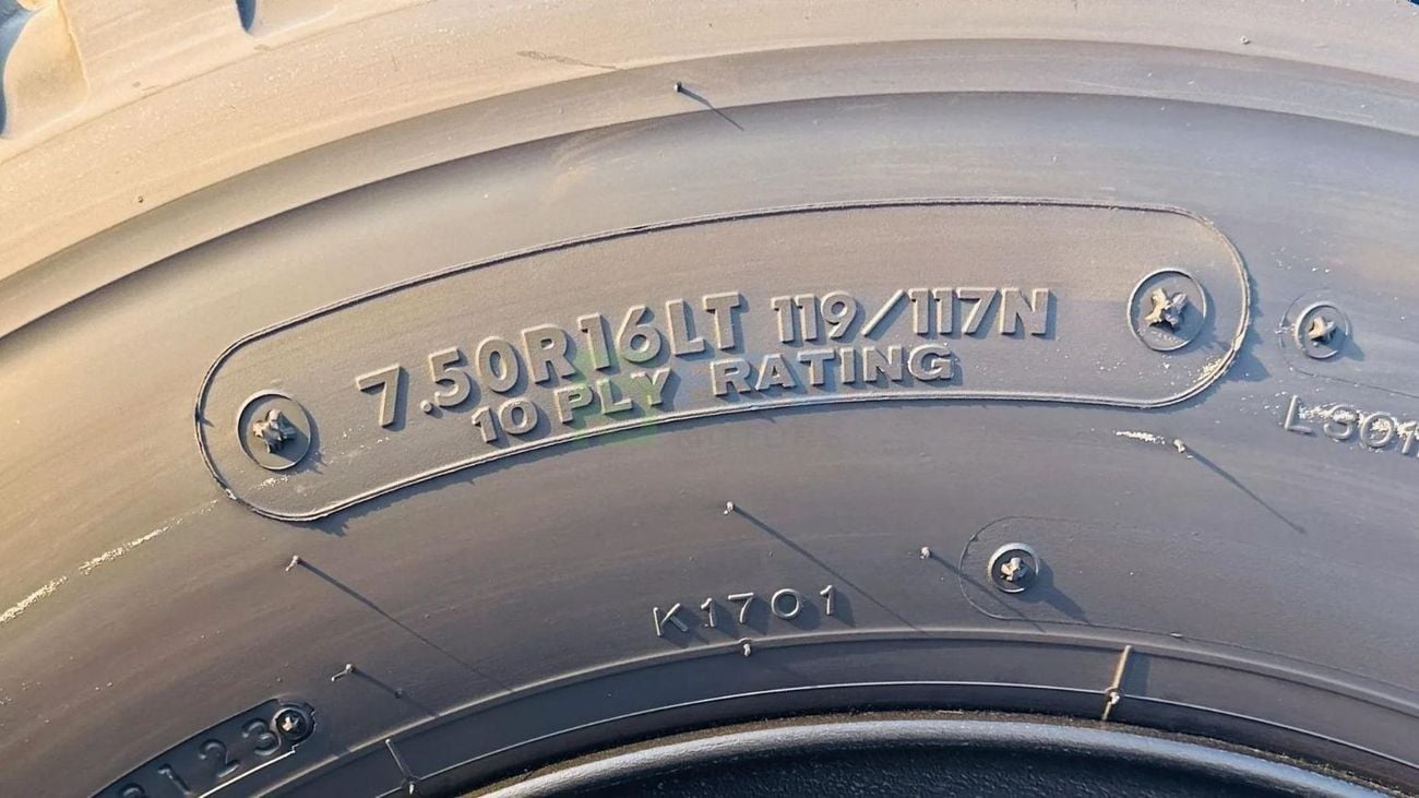 Isuzu NPS ISUZU NPS 4.6L 71H CHASSIS 4X4 MT MY-2024(Export Only Africa)