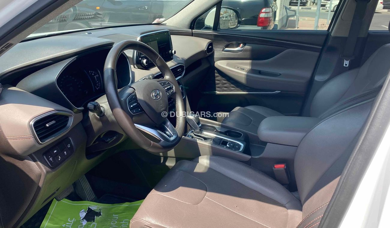 Hyundai Santa Fe Limited Full option 2.4L. V4