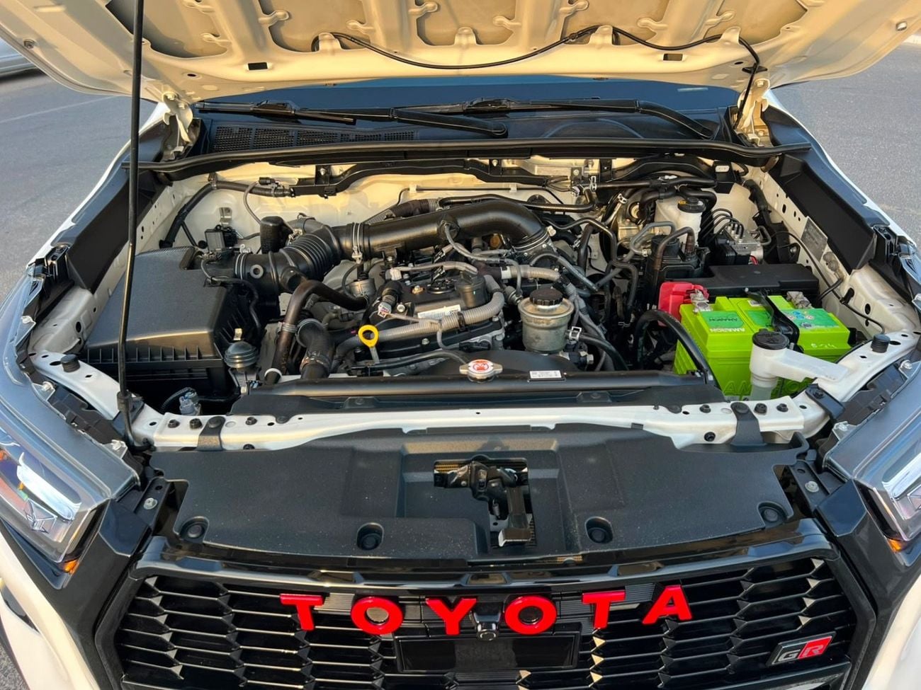 Toyota Hilux GR SPORT