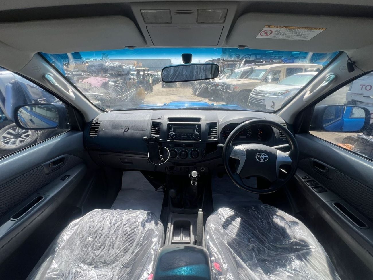 Toyota Hilux DLX RIGHT HAND DRIVE ONLY FOR EXPORT 3.0 LITER