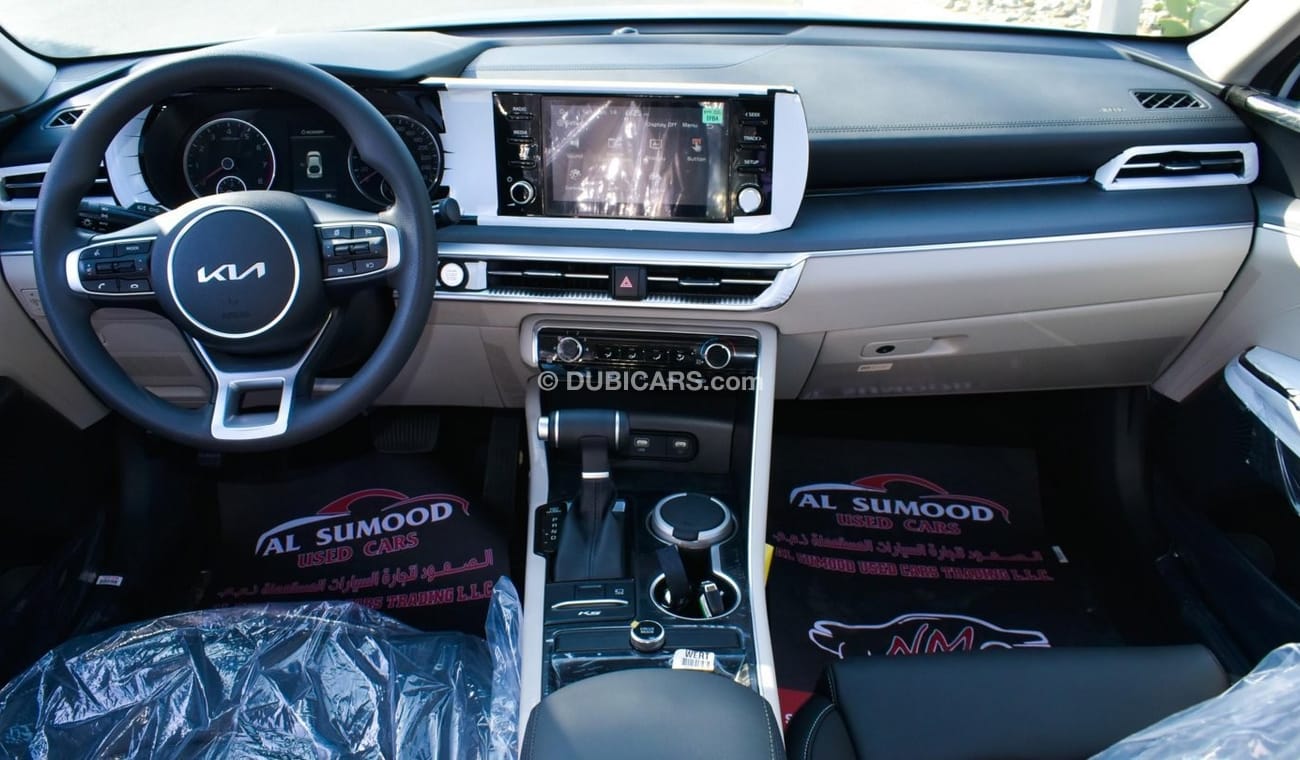 Kia K5 KIA K5 - 2.0L - 2023 - WHITE