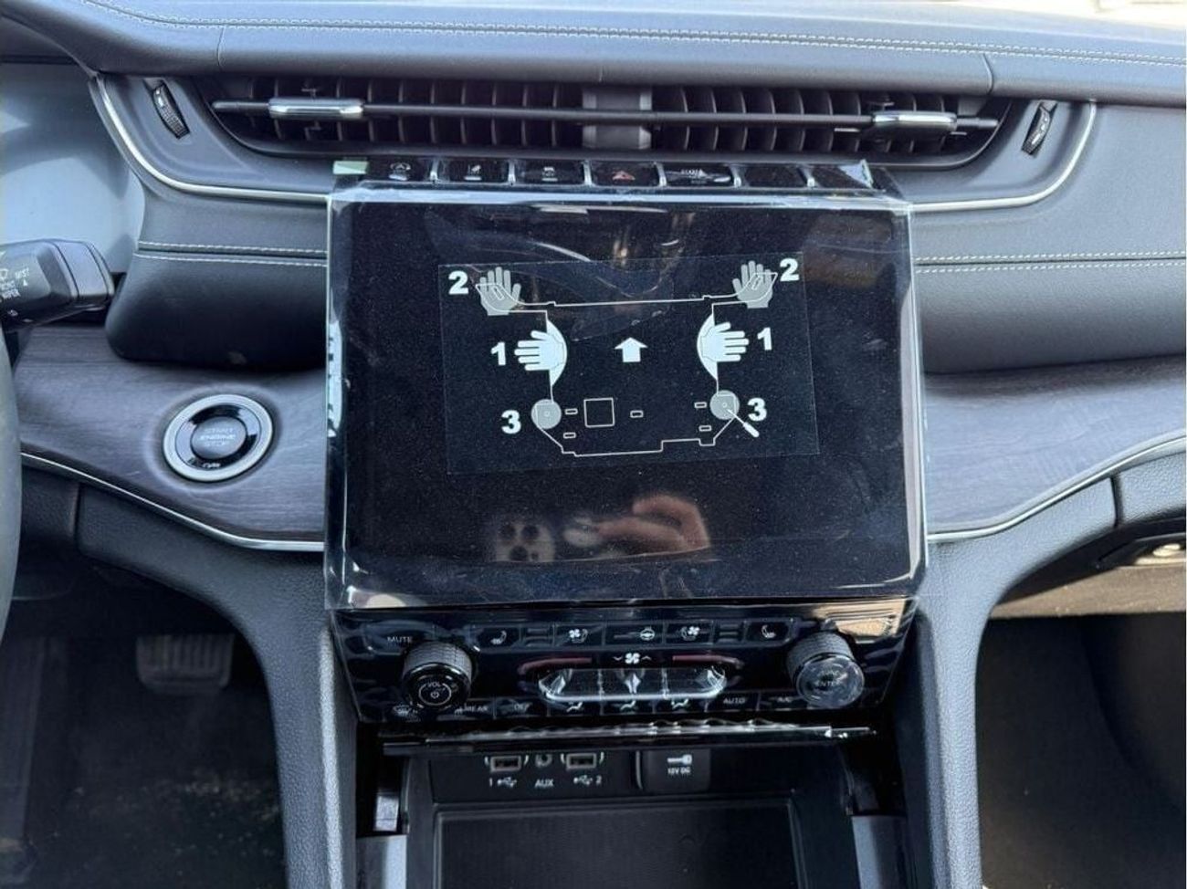 جيب جراند شيروكي EXPORT PRICE - Grand Cherokee Overland 3.6L