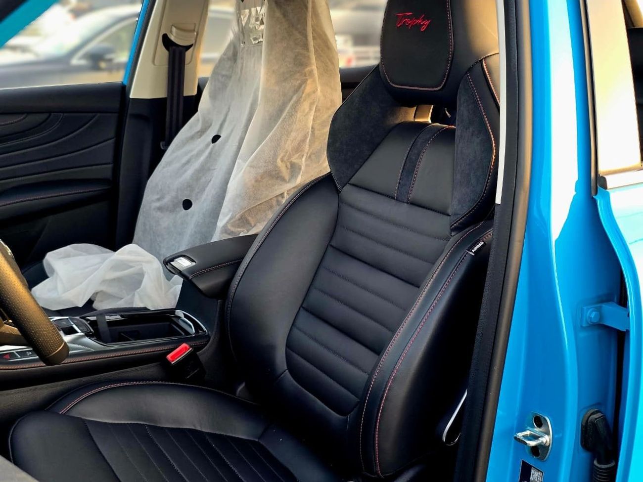 أم جي HS 2023 MH HS 1.5L Turbo petrol Trophy Edition South American spec