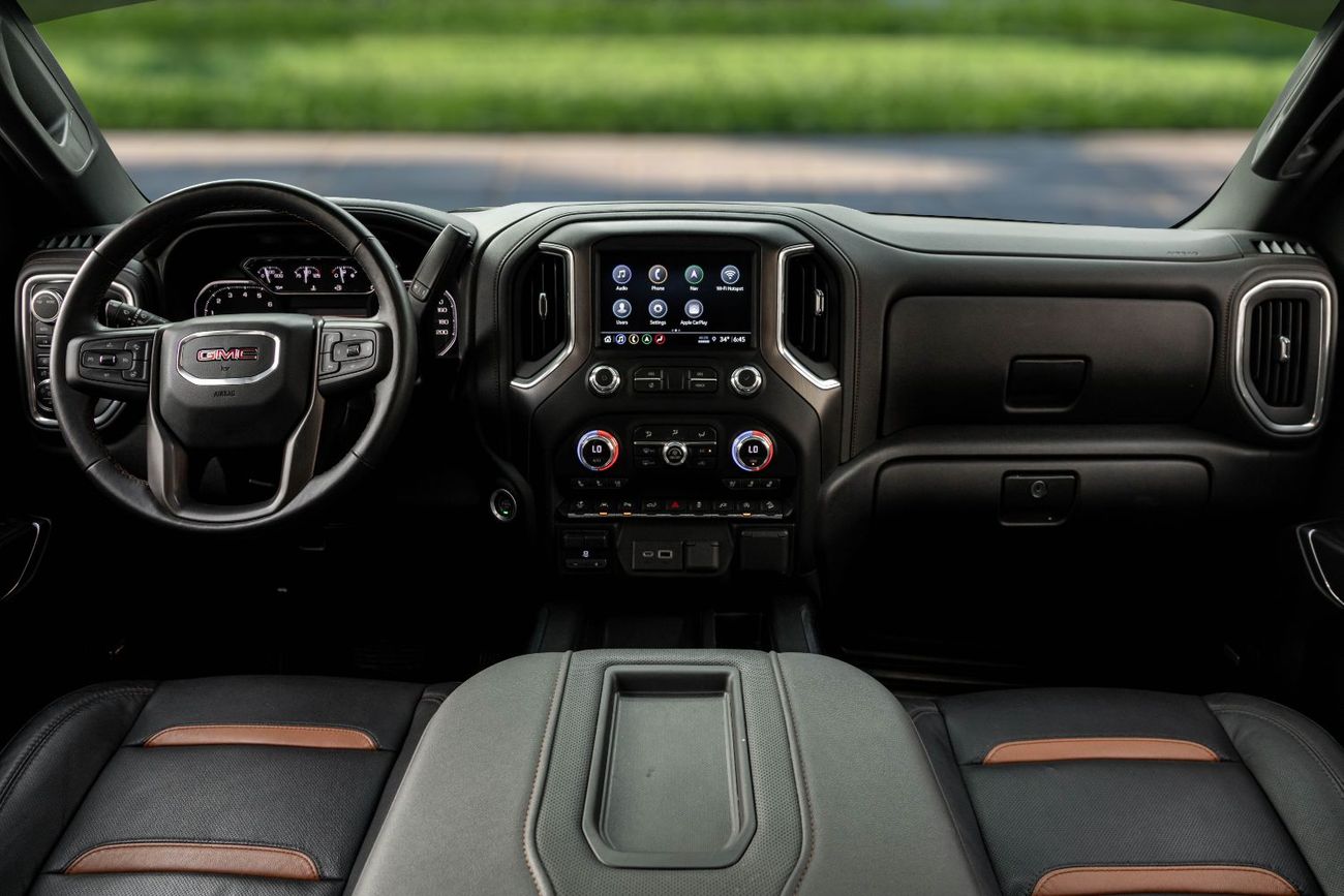 جي أم سي سييرا AT4 | 3,721 P.M  | 0% Downpayment | Low Kms!