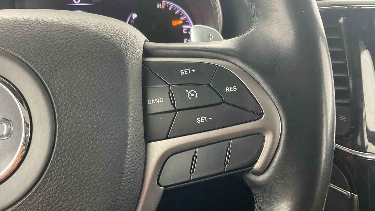 جيب جراند شيروكي Limited | upto AED 20,000 Ramadan Discount | شامل الضمان | 0 ﺪﻔﻋﺓ ﺃﻮﻟﻯ