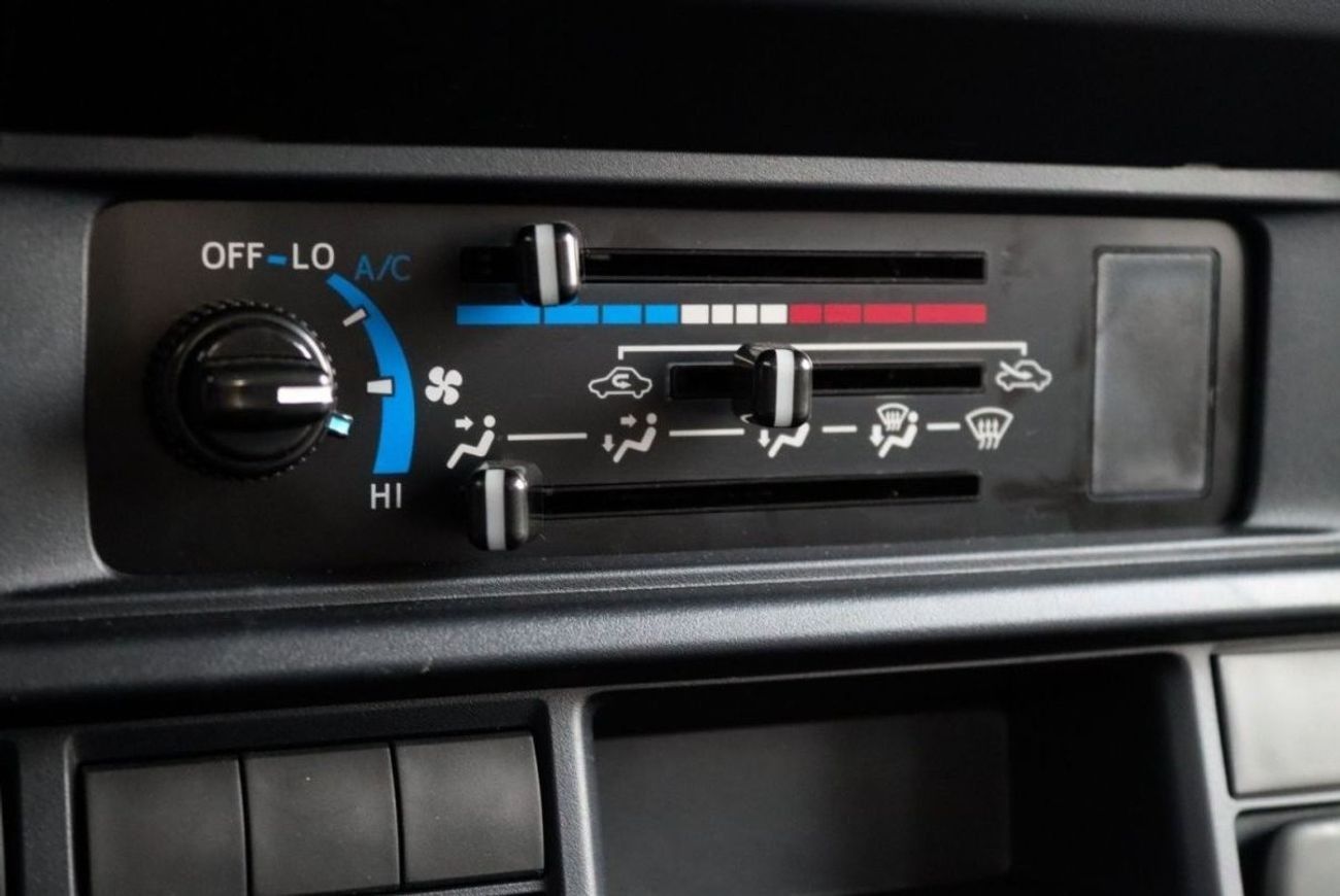 Toyota Land Cruiser 70 2025 LAND CRUISER HZJ 78 4.2 DIESEL DIFF LOCK **EXPORT ONLY**التصدير فقط خارج الخليج**