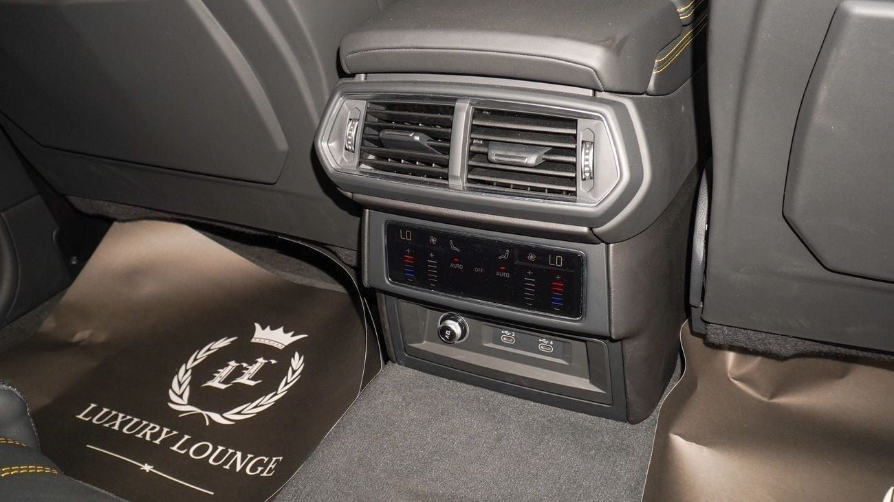 Lamborghini Urus LAMBORGHINI URUS 2024 GCC FULL OPTION UNDER WARRANTY AND CONTRACT SERVICE. IN EXCELLENT CONDITION