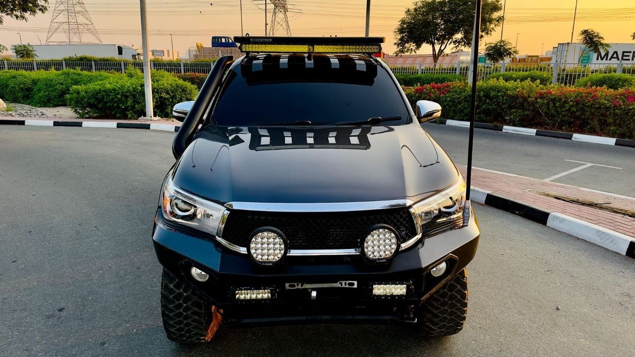 Toyota Hilux CUSTOM CANVAS CANOPY | SMART CAB | RHD | 2017 | 2.8L DIESEL ENGINE | MANUAL TRANSMISSION | AIR SNORK