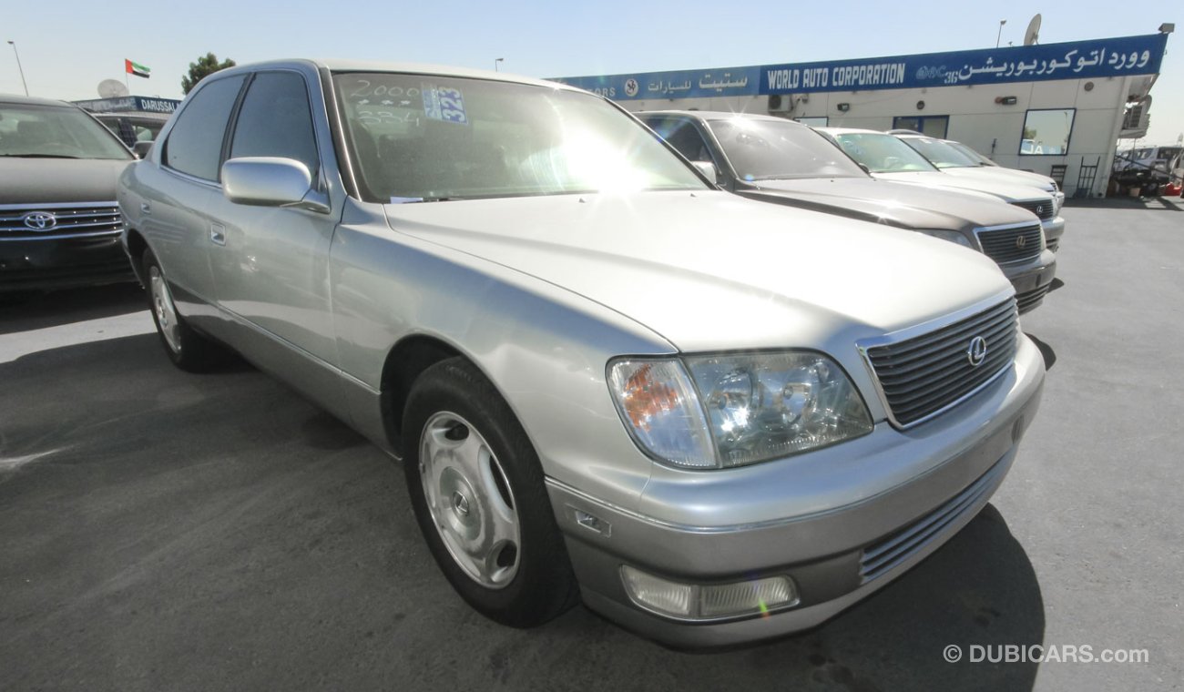 لكزس LS 400