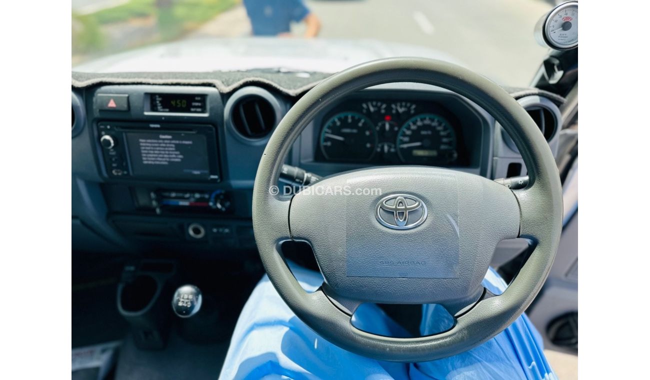 Toyota Land Cruiser Pick Up Land Cruiser double cabin