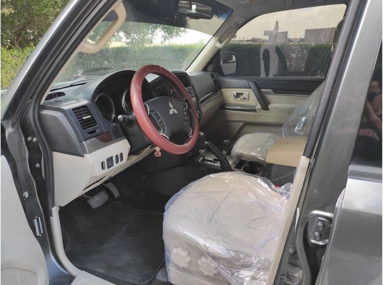 Mitsubishi Pajero GLS 3.5L (186 HP) (7 Seater) Mitsubishi pajero 2013  full automatic