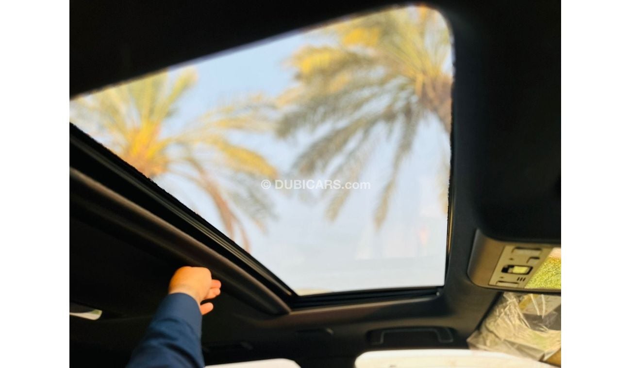 Toyota Land Cruiser Zx top of the range, Right hand drive