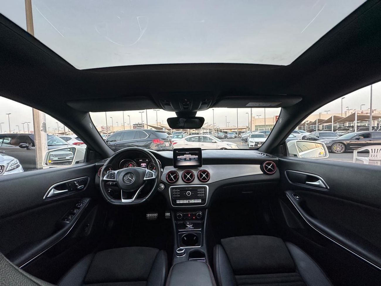 Mercedes Benz CLA250 Sport 45 Mercedes CLA 250_Gcc_2018_Excellent_Condition _Full option