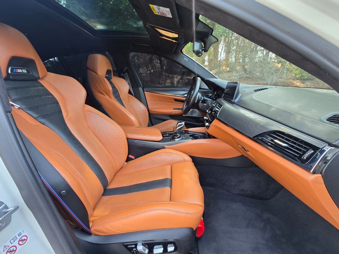 BMW M5 Std 4.4L BMW M5 2018 GCC // ORGINAL PAINT // PERFECT CONDITION // ACCIDENT FREE