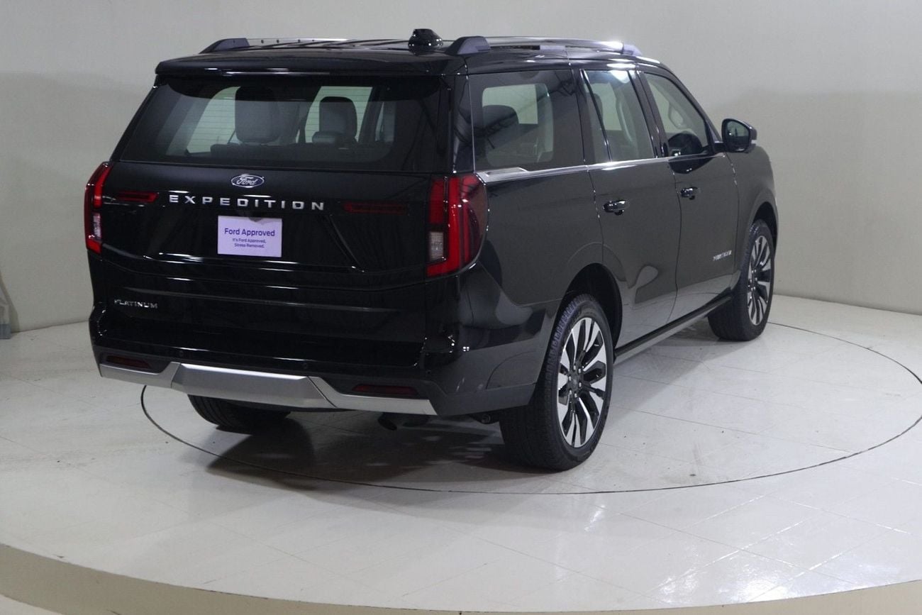 Ford Expedition PLATINUM PN225 /AL TAYER MOTORS / AL QOUZ SHOWROOM