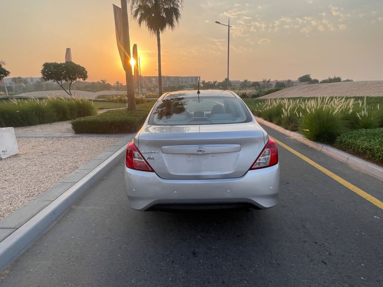 Nissan Sunny Banking facilities without the need for a first payment
