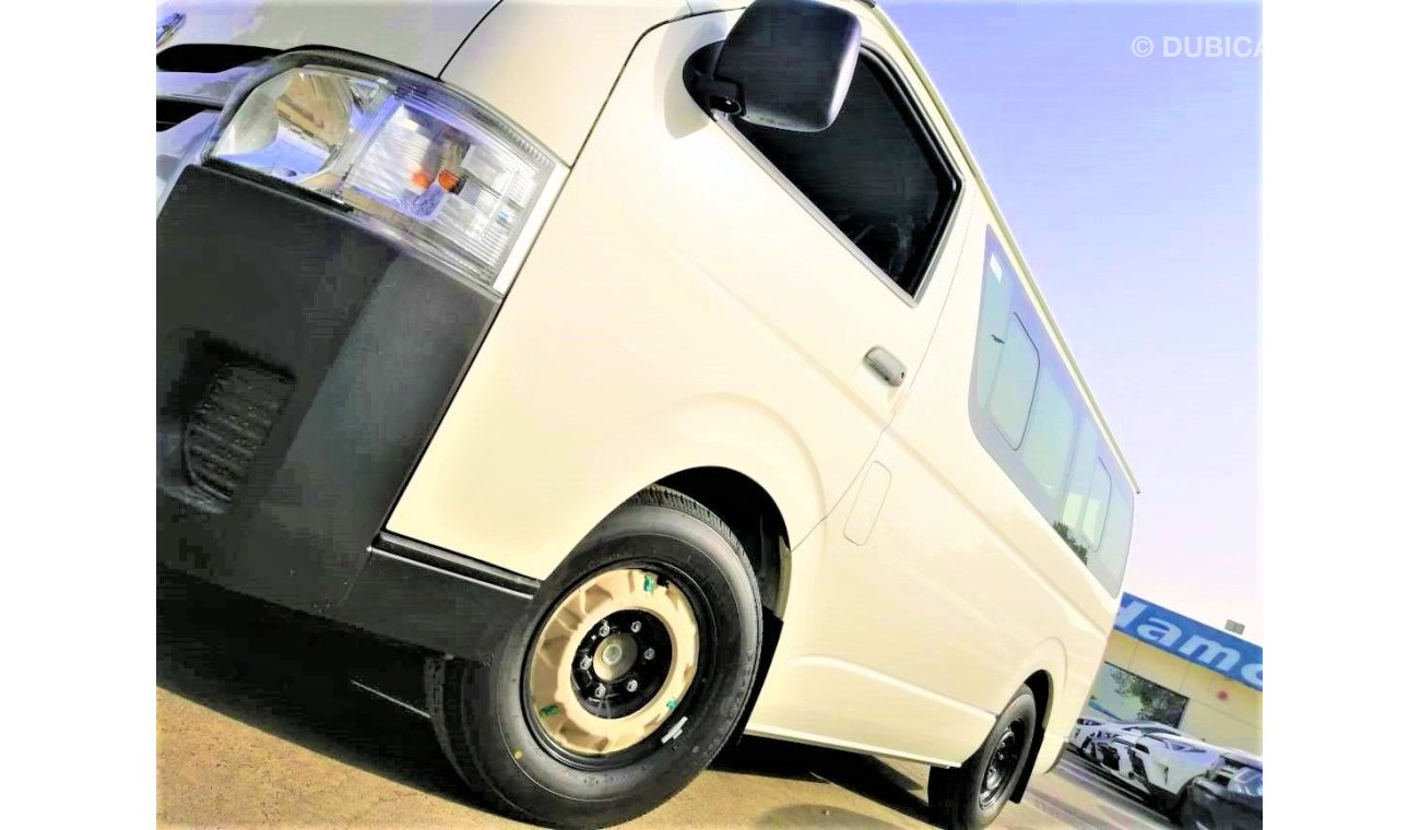 Toyota Hiace diesel / Year 2020 - 0 KM /13 seater