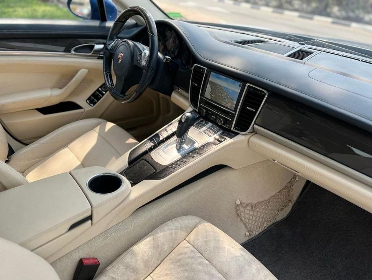 Porsche Panamera PORSCHE PANAMERA 4S 2012 GCC CARBON FIBER LOW MILEAGE WITH ONE YEAR WARRANTY