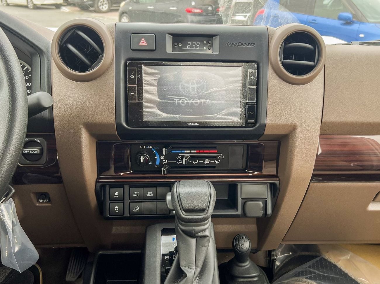 Toyota Land Cruiser Pick Up  EXPORT ONLY - Toyota LC79 4.0L Petrol A/T