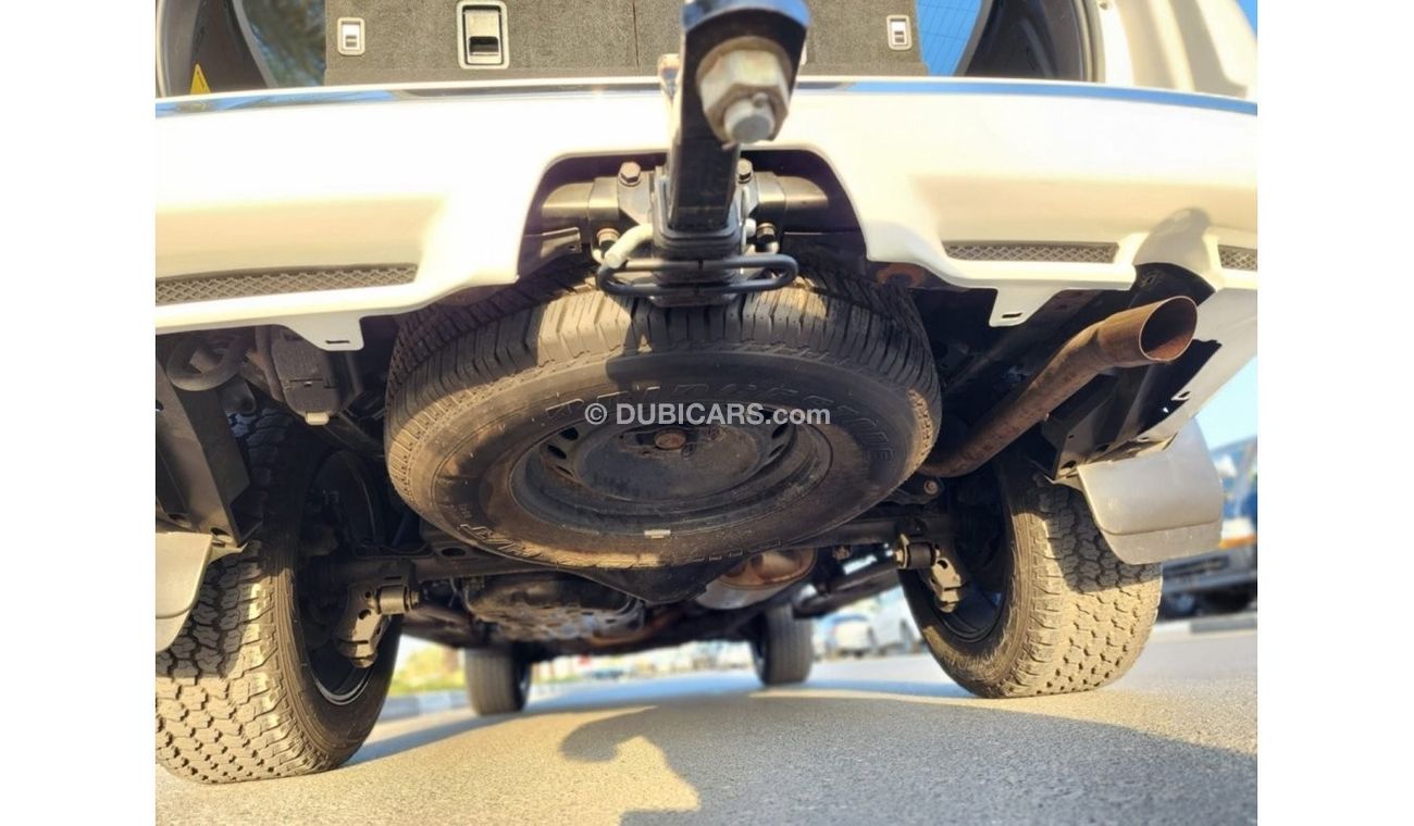 نيسان سنترا S