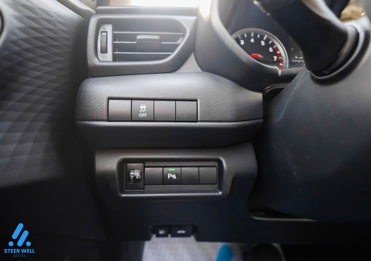 Suzuki Swift GLX 2026 – Dual-Tone White/Black, Keyless & Feature-Packed