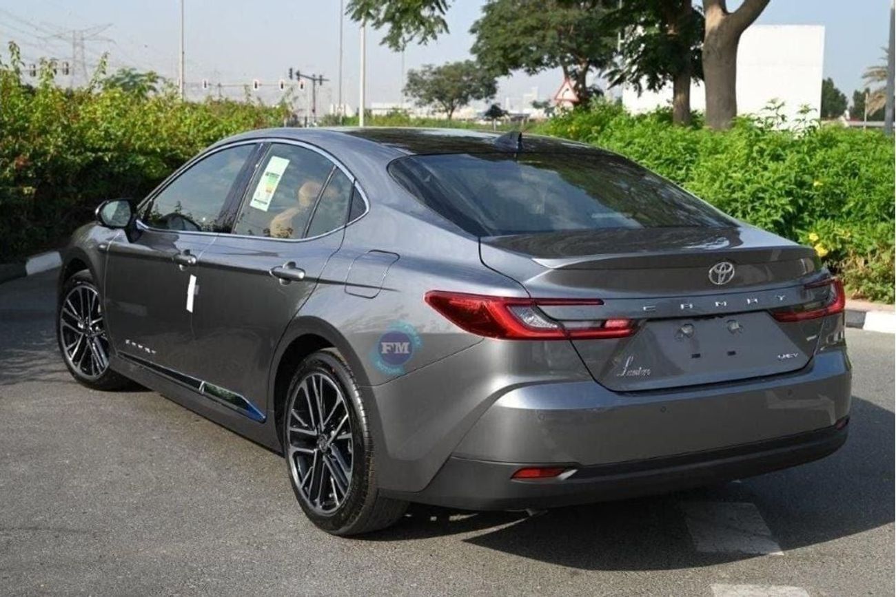 Toyota Camry Hybrid Lumiere 2.5L Petrol 5 Seater Automatic