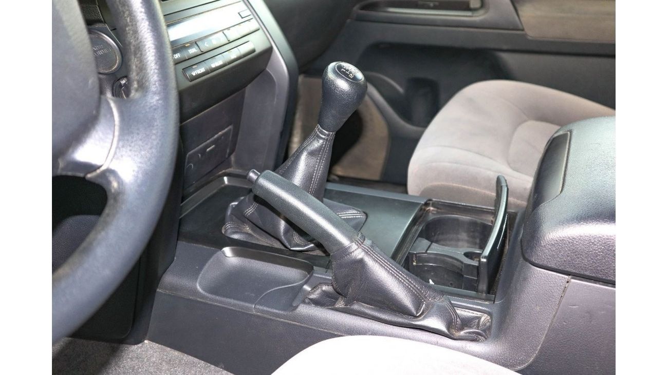 تويوتا لاند كروزر GXR3