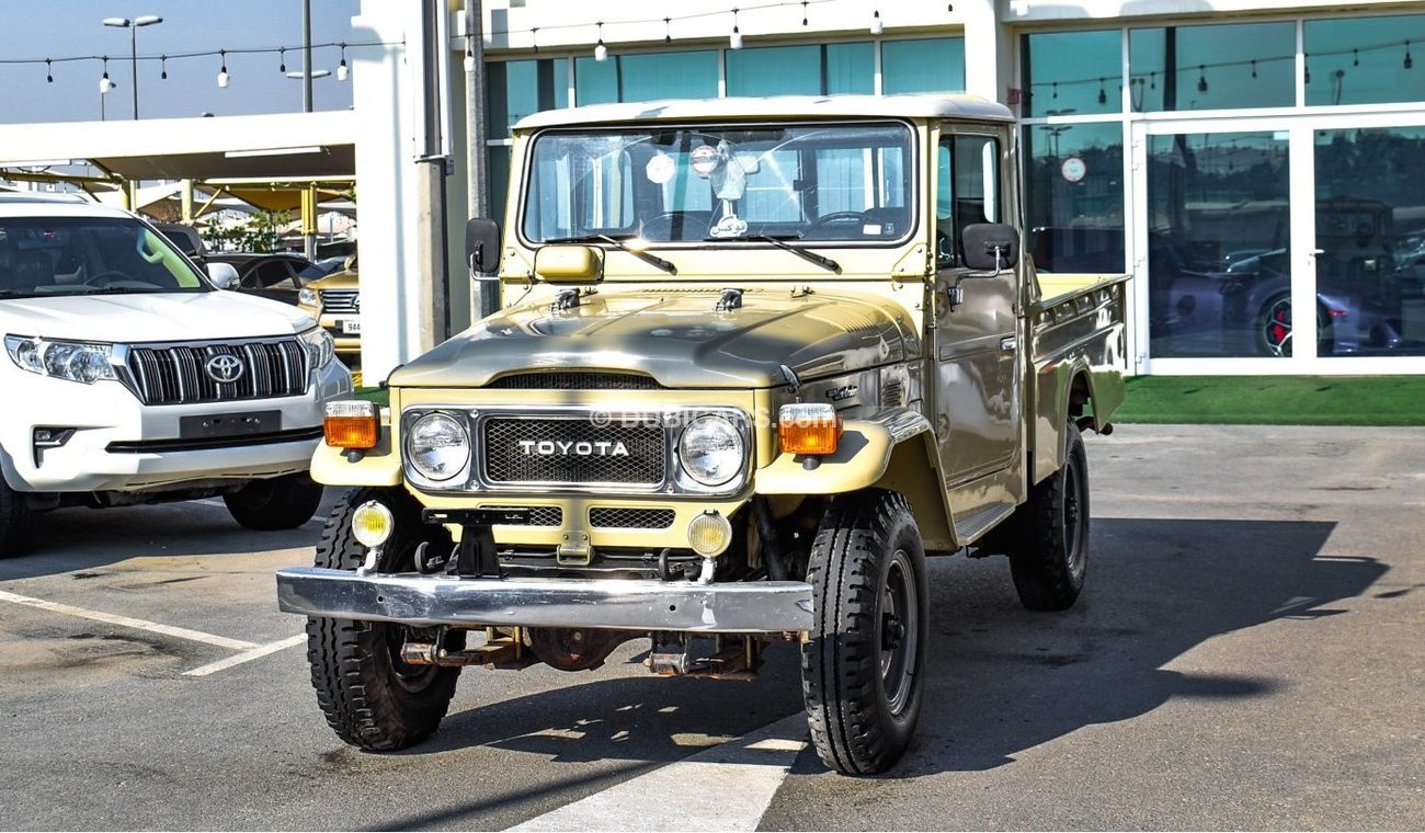 Toyota Land Cruiser Pick Up