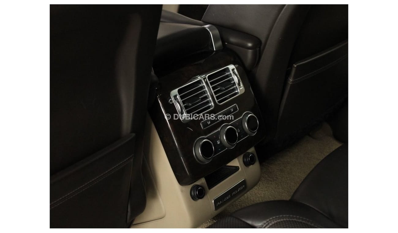 Land Rover Range Rover Supercharged Full service history by Range Rover company