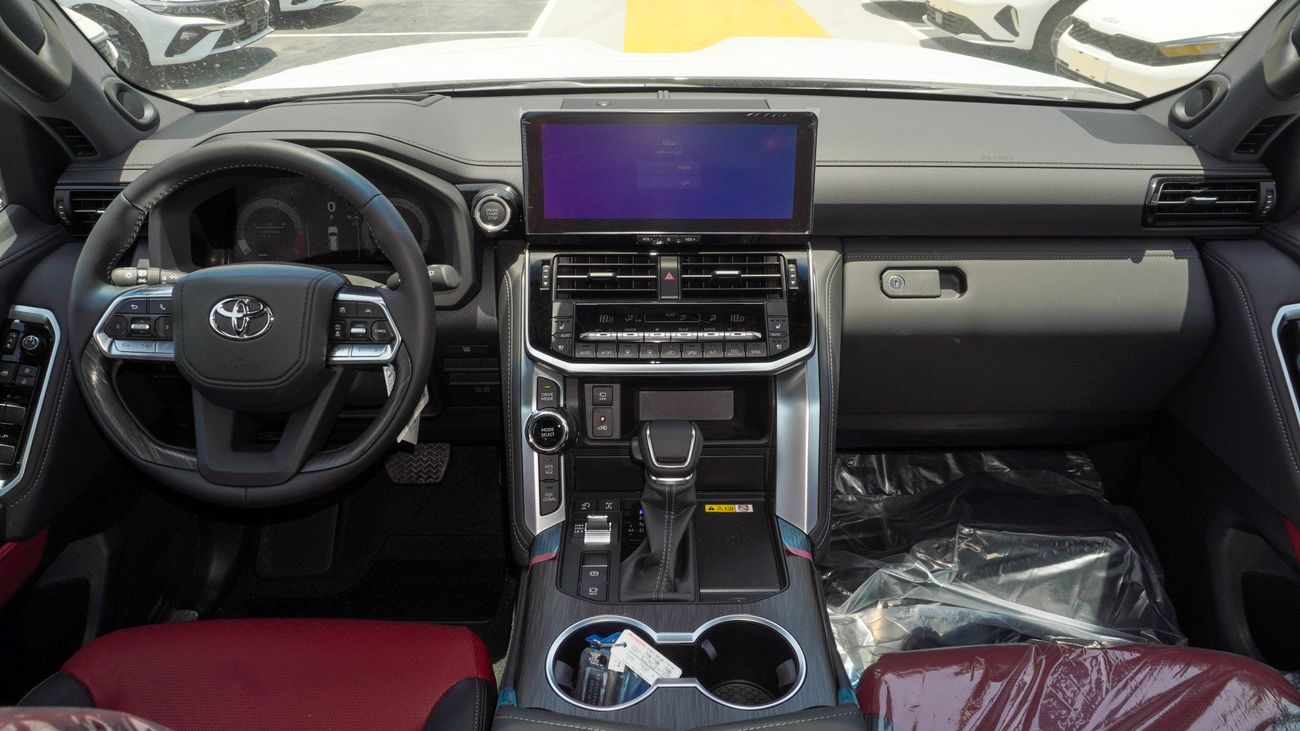 Toyota Land Cruiser VXR  Twin Turbo 3.5 L V6