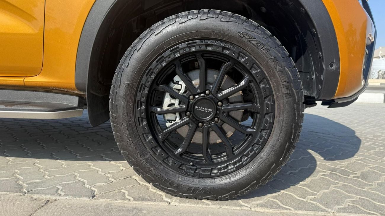 فورد رانجر Wildtrak RHD 2.0L V4 Turbo Diesel Engine 4WD 360° Camera Automatic Gear 5 Seats 4 Doors