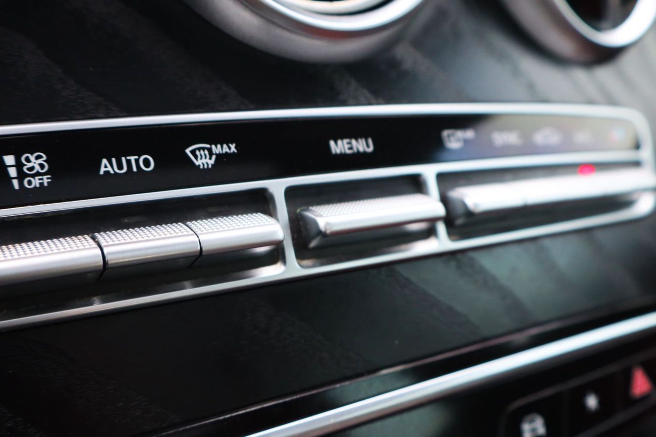 Mercedes-Benz GLC 200 Premium 2.0L AWD