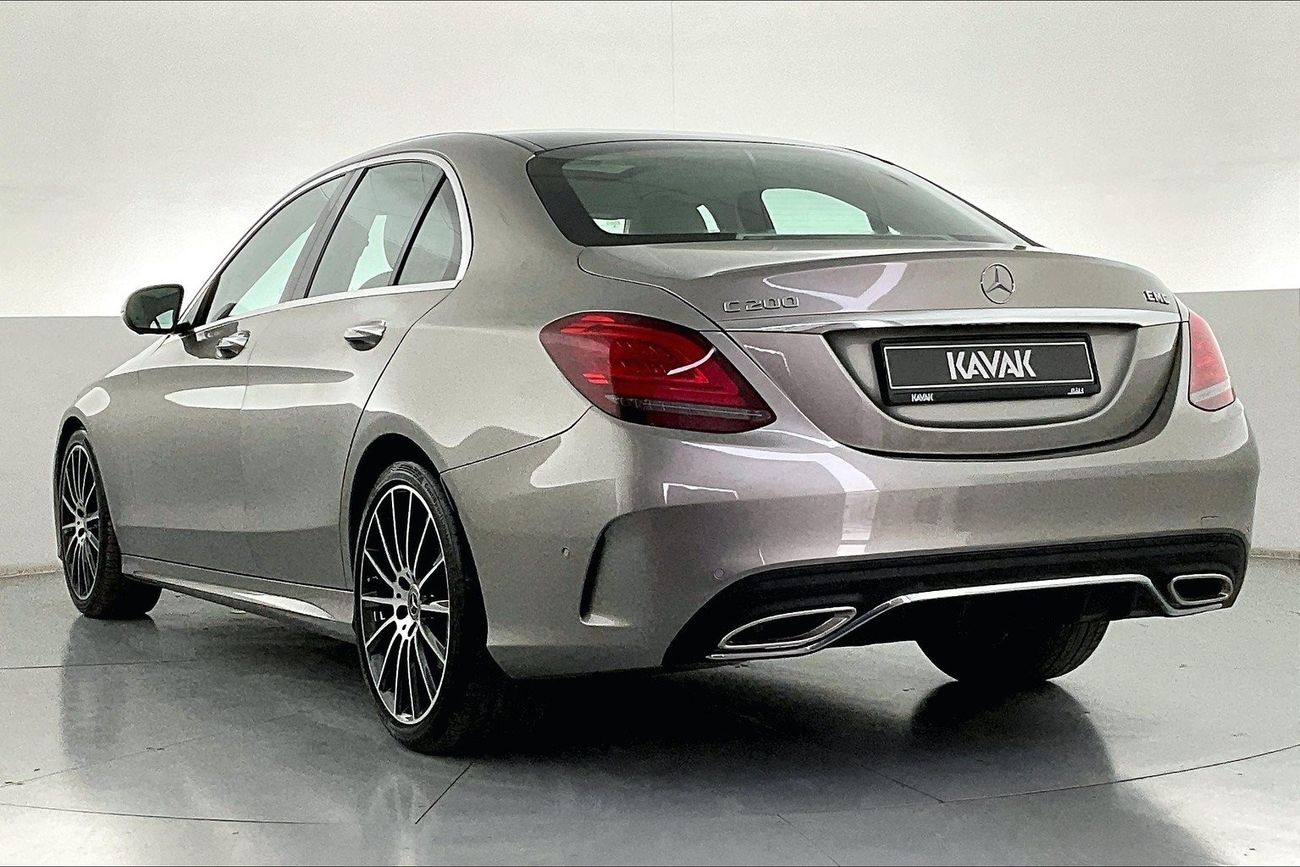 Mercedes-Benz C 200 Premium + (AMG Line)