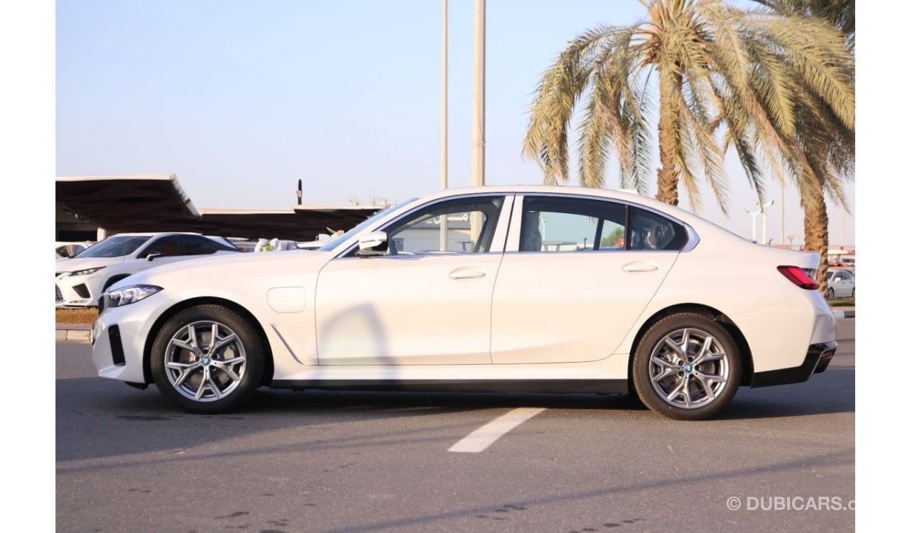 بي أم دبليو i3 BMW I3 , WHITE COLOR , 2024