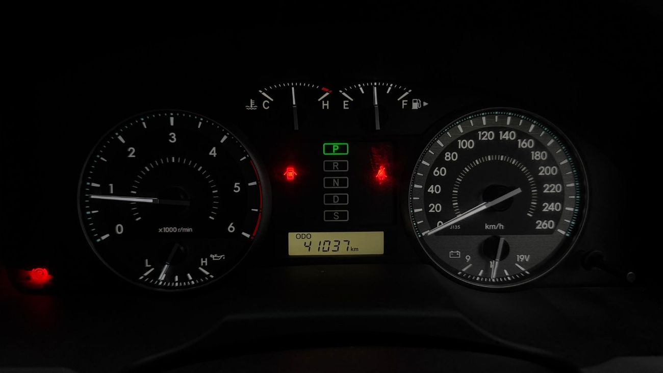 Toyota Land Cruiser 4,5 Liter Diesel Right Hand Drive Automatic Drive Grey Color