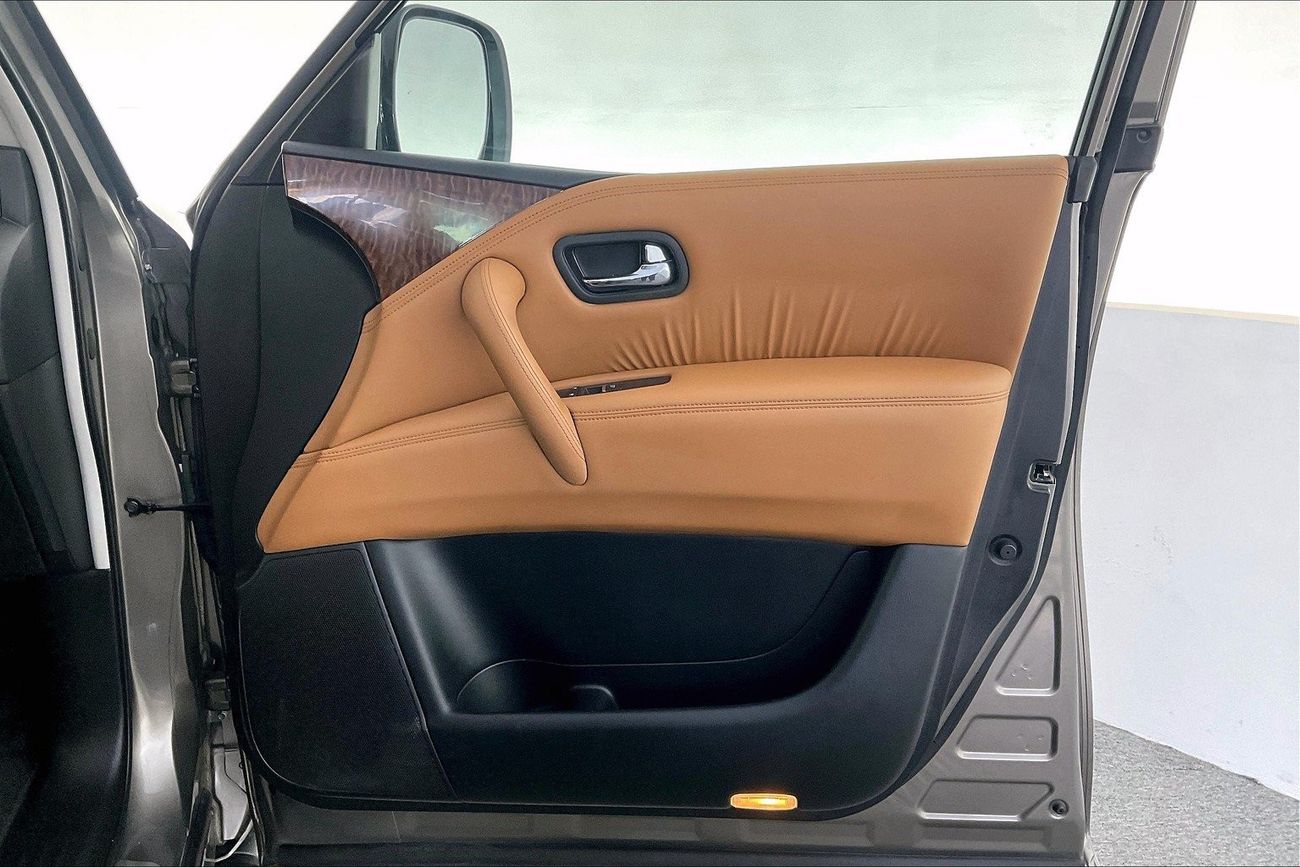 Nissan Patrol SE Platinum City | Guaranteed Warranty | 0 Down Payment