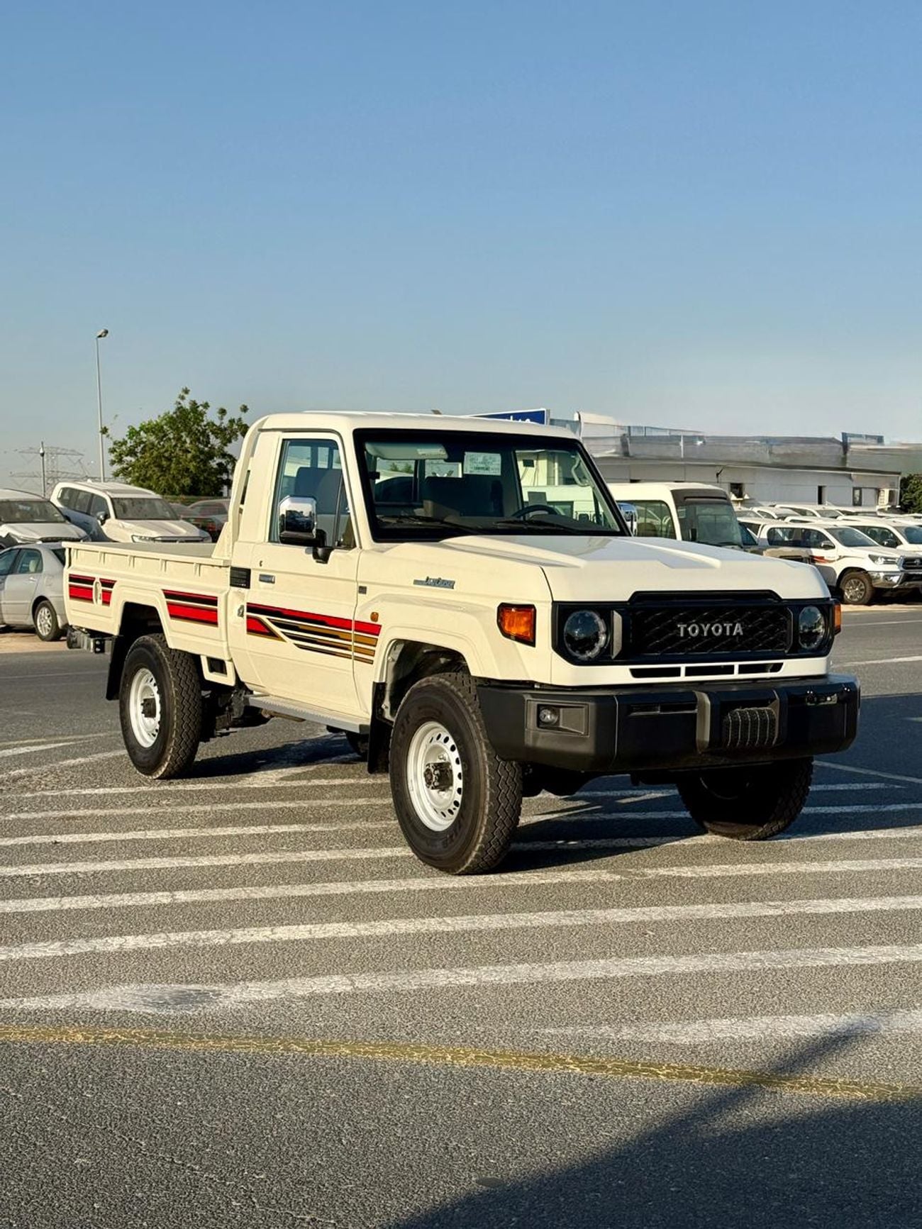 تويوتا لاند كروزر 70 LC79 LX Toyota Land Cruiser (70 Series) (GRJ79) 4.0L SC MT 2025