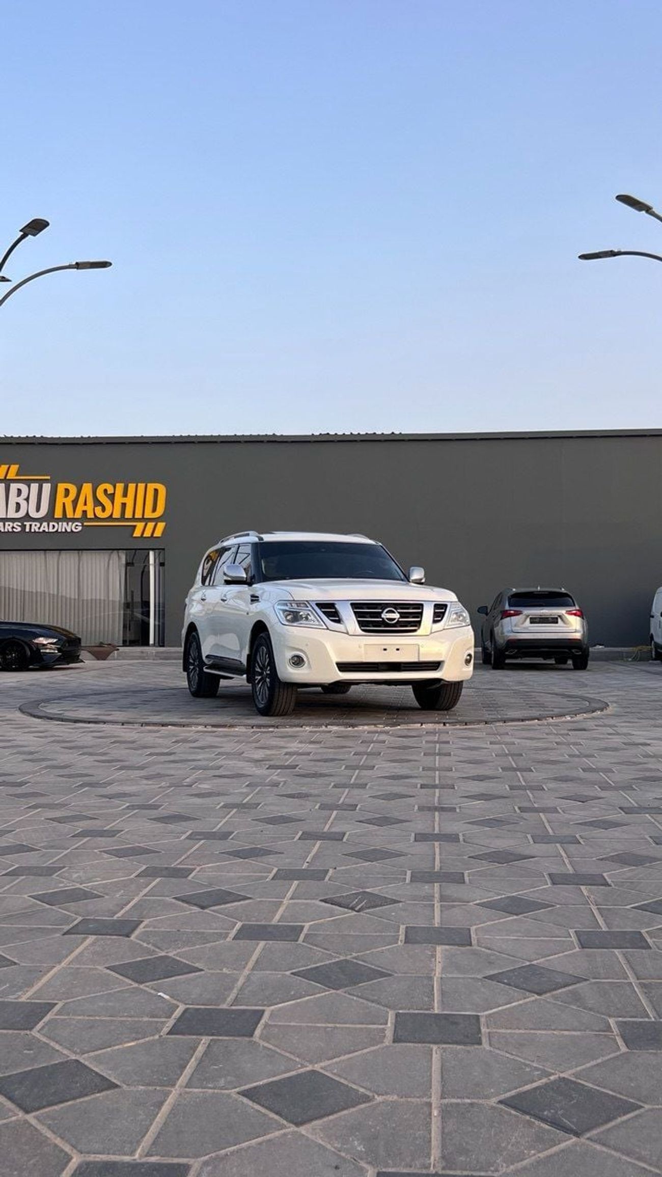 نيسان باترول LE Platinum 5.6L