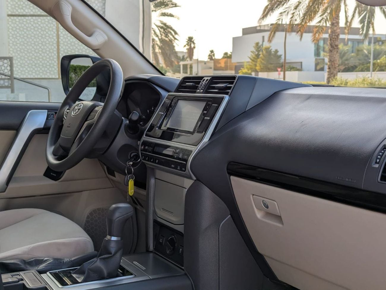 تويوتا برادو TXL1 Toyota Prado 2023 LHD white colour Gcc specs