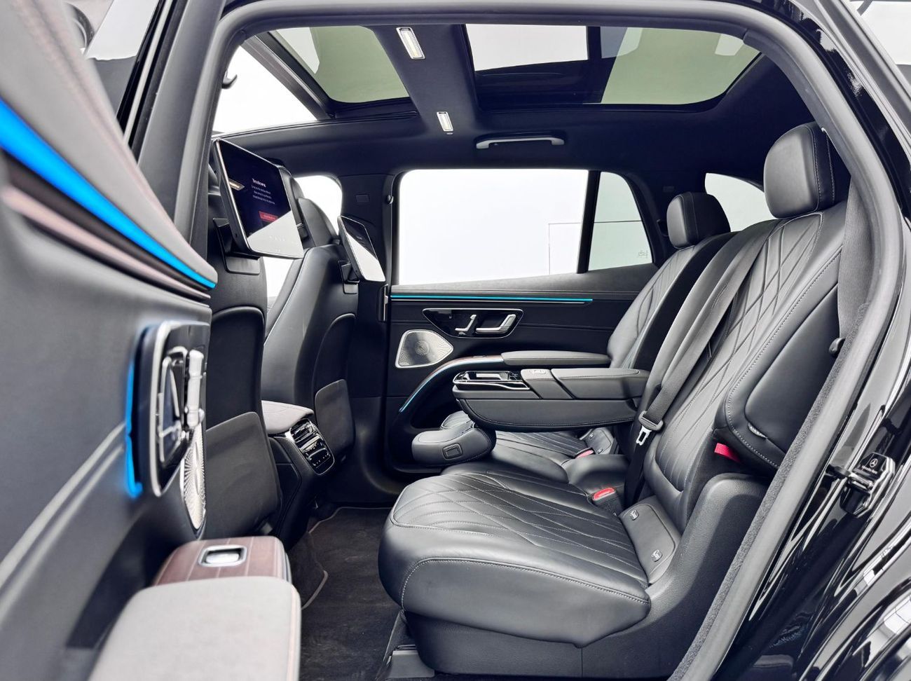 Mercedes-Benz EQS 580 2023 Mercedes-Benz EQS 580 4matc, Warranty, Excellent Condition, Low Km