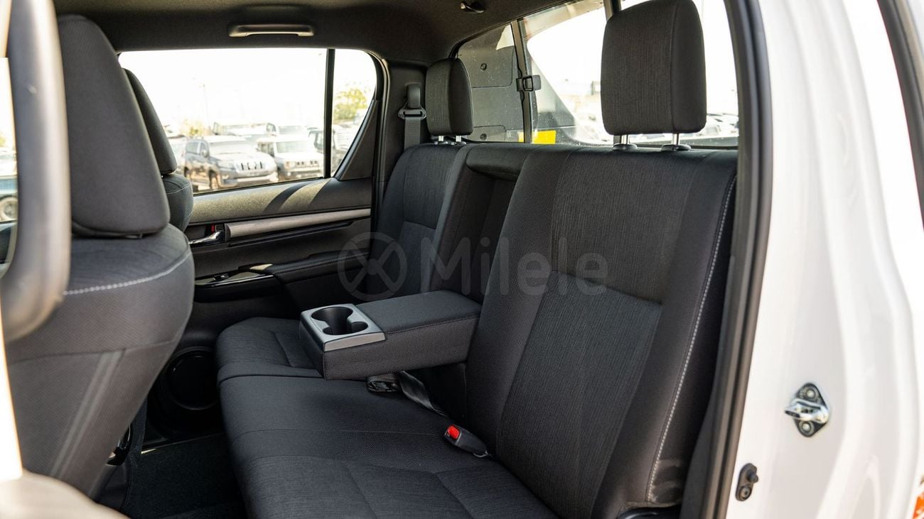 Toyota Hilux TOYOTA HILUX DC ADVENTURE | 2-YEAR WARRANTY + SERVICE AVAILABLE | IN-HOUSE FINANCING | 0% DOWNPAYMEN